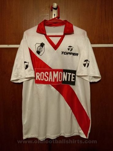 Guaraní Antonio Franco Home football shirt 1993 - 1994