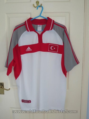 Turkey Home football shirt 2000 - 2002