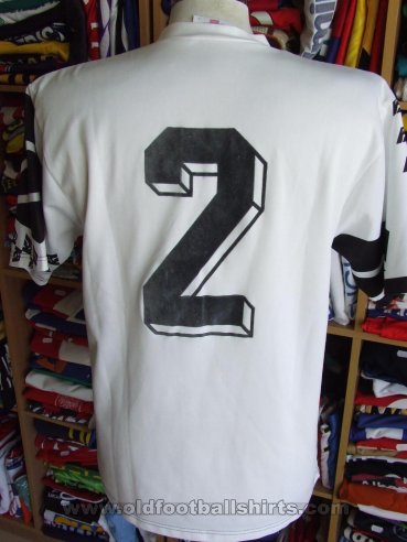 Spvgg. Kirch-Grottenherten Home football shirt (unknown year)