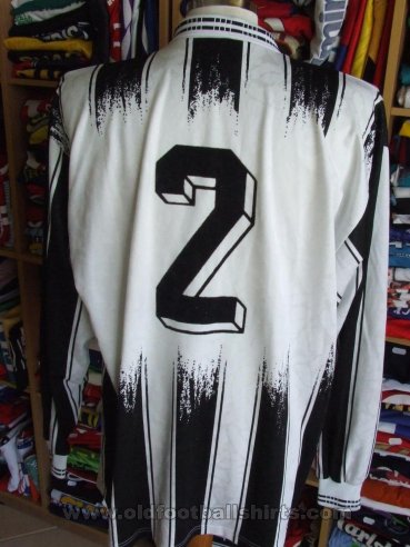 Spvgg. Kirch-Grottenherten Home football shirt (unknown year)