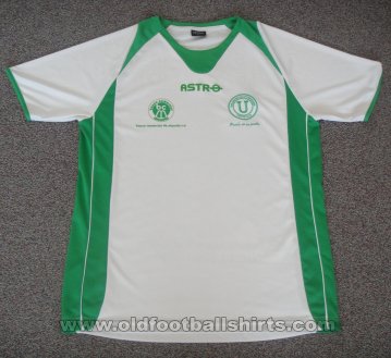 LDU Portoviejo Home football shirt 2009