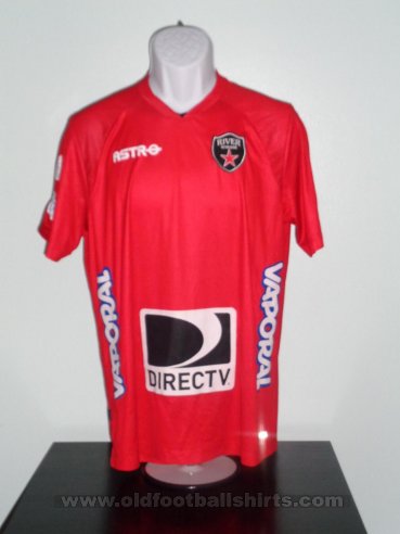 CD River Plate Ecuador Home football shirt 2015