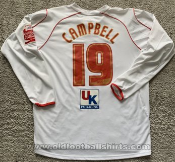 Brentford Away football shirt 2005 - 2006