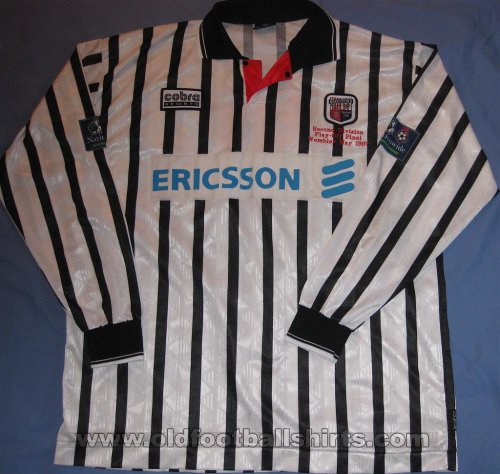 Brentford Special football shirt 1997