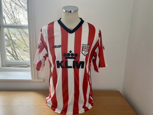 Brentford Home football shirt 1990 - 1992