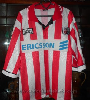 Brentford Home football shirt 1997 - 1998