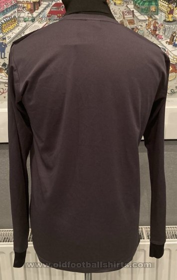 Brentford Goalkeeper football shirt 2012 - 2013