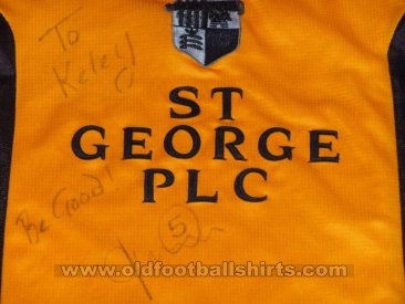 Brentford Away football shirt 2003 - 2004