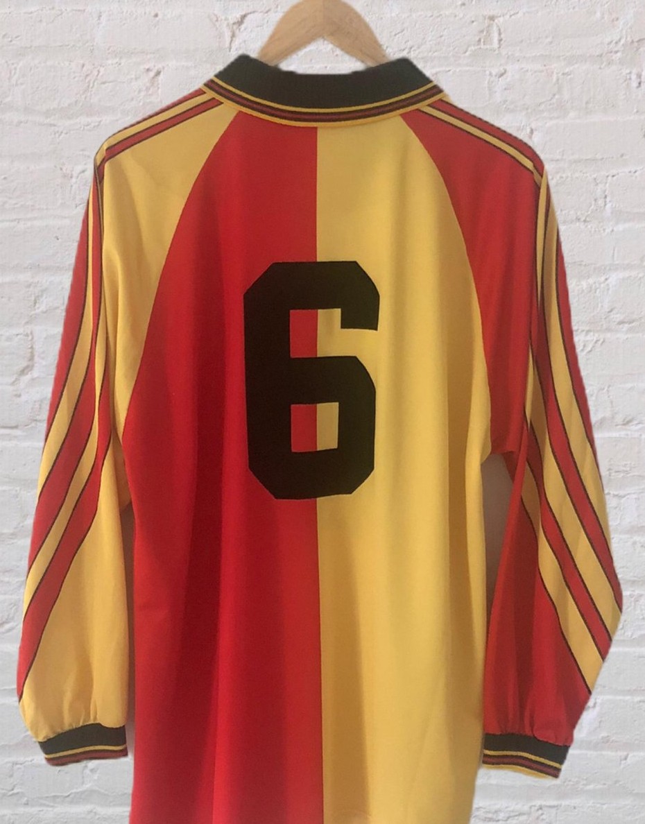 Galatasaray Home maglia di calcio 1997 - 1998. Sponsored by Bank Ekspres