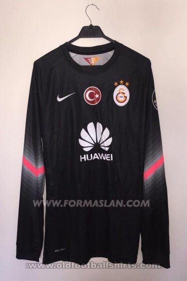 Galatasaray Goalkeeper football shirt 2014 - 2015