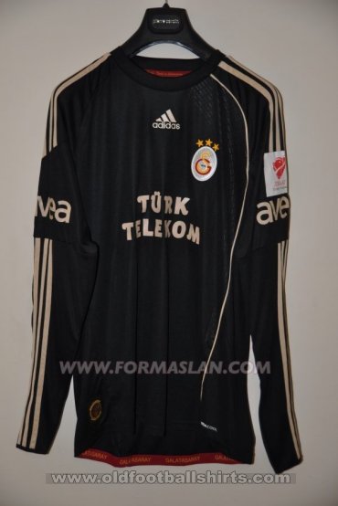 Galatasaray Goalkeeper football shirt 2010 - 2011