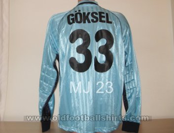 Besiktas Goalkeeper football shirt 2002 - 2003