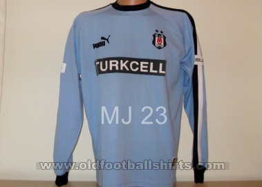 Besiktas Goalkeeper football shirt 2004 - 2005