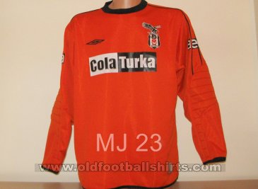 Besiktas Goalkeeper football shirt 2005 - 2006