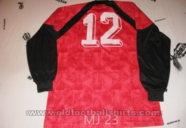 Besiktas Goalkeeper football shirt 1999 - 2000