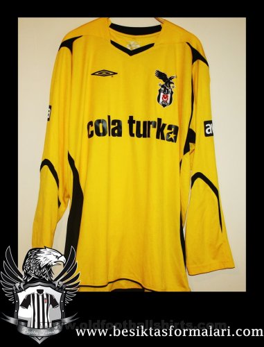 Besiktas Goalkeeper football shirt 2008 - 2009