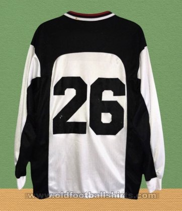 Besiktas Üçüncü futbol forması 1998 - 1999