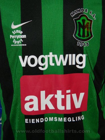 Minde IL Home football shirt (unknown year)