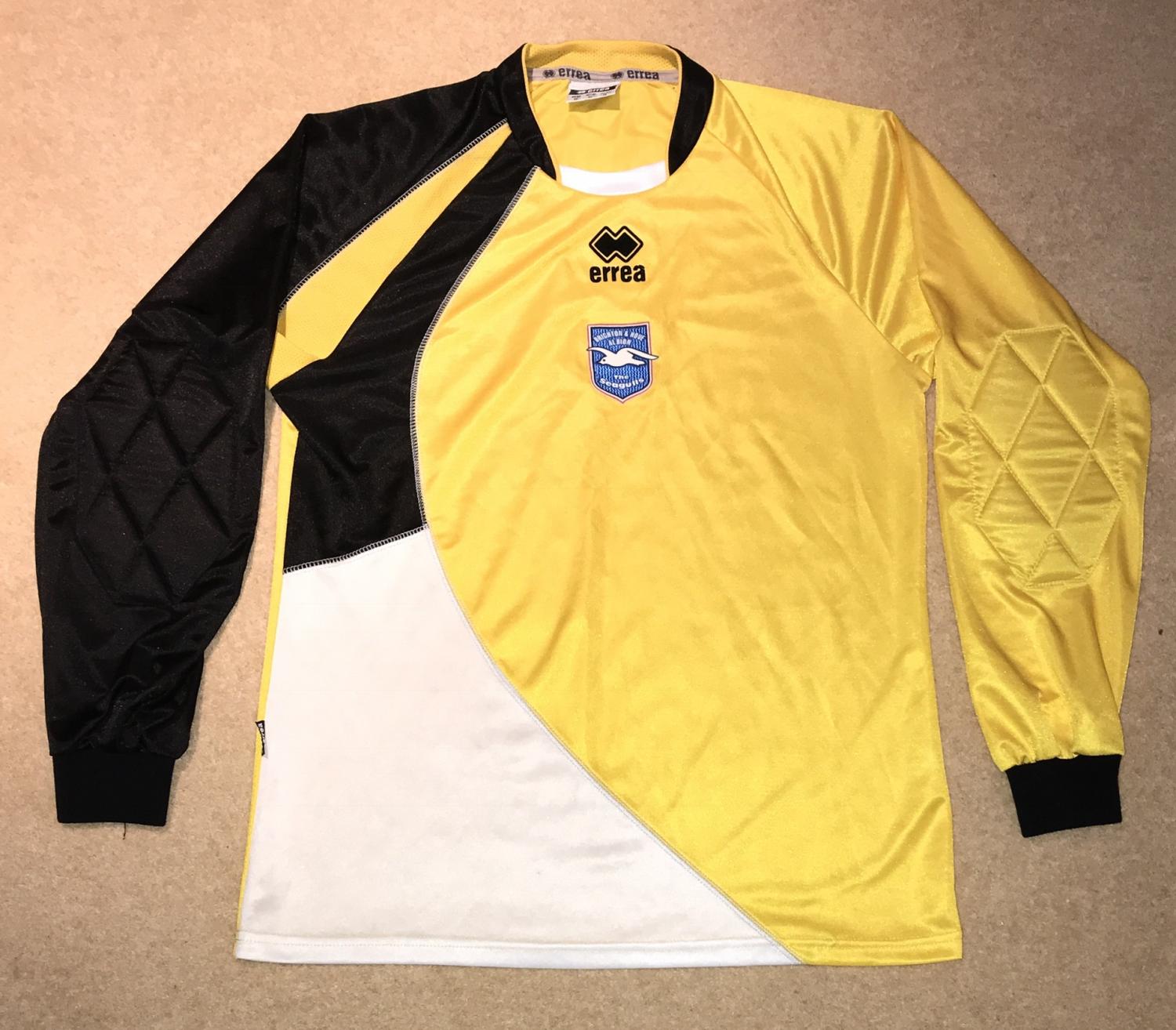 Brighton & Hove Albion Goalkeeper football shirt 2008 - 2009. Sponsored ...