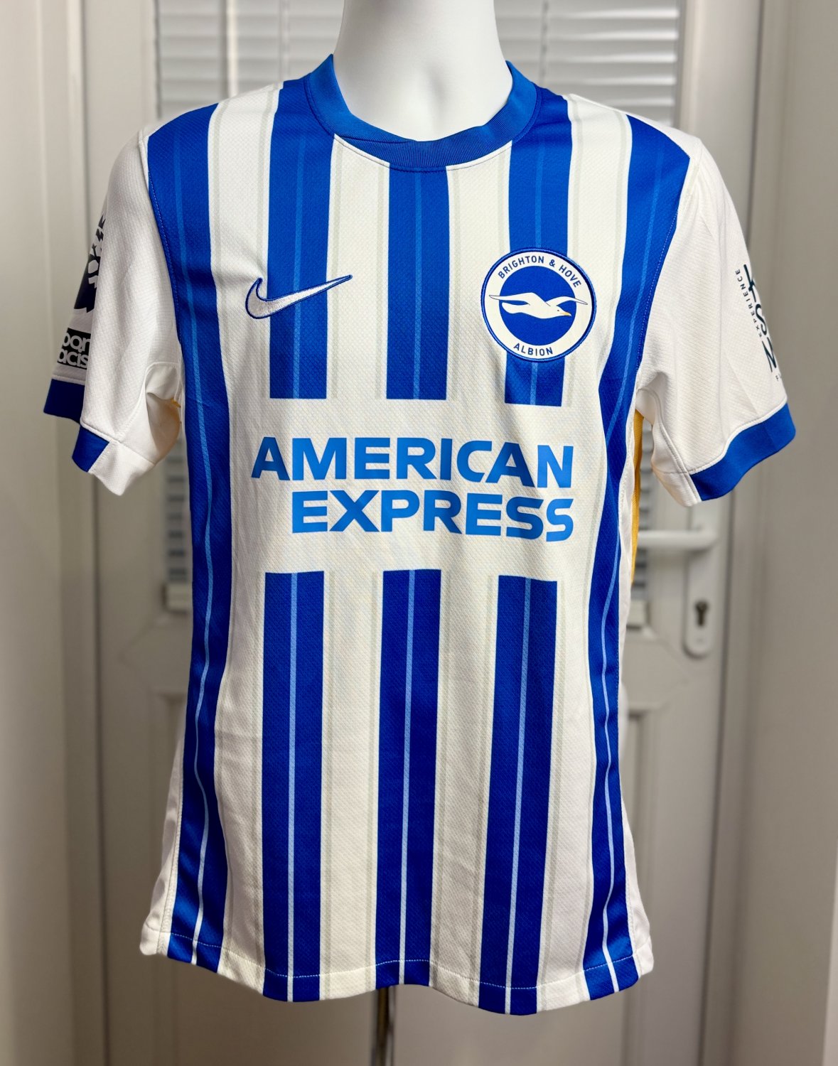 BRIGHTON & HOVE ALBION エストゥピニャン30番シャツ Brighton & Hove Albion Home Football Shirt 2025-26 - SOCCERLORDS