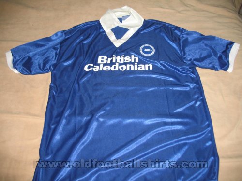 Brighton & Hove Albion Retro Replicas חולצת כדורגל 1980 - 1983