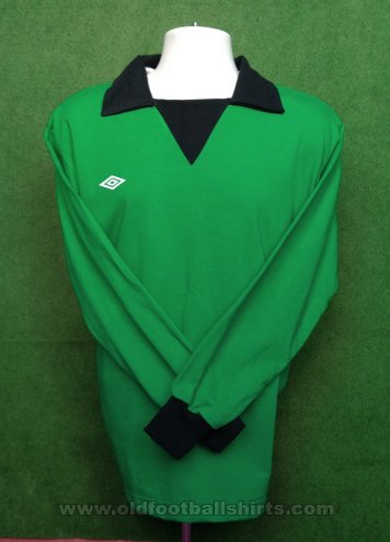Brighton & Hove Albion Retro Replicas football shirt 1975 - 1977