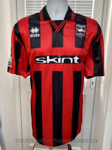 Brighton & Hove Albion Away football shirt 1999 - 2003