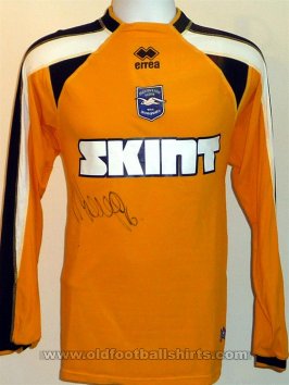 Brighton & Hove Albion Goalkeeper football shirt 2006 - 2007