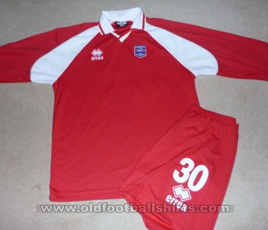 Brighton & Hove Albion Training/Leisure football shirt 1999 - 2000