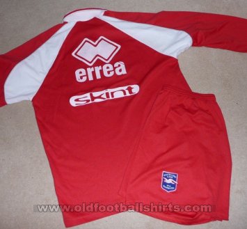 Brighton & Hove Albion Training/Leisure football shirt 1999 - 2000