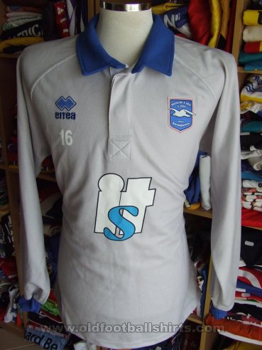 Brighton & Hove Albion Training/Leisure football shirt 2010 - 2011
