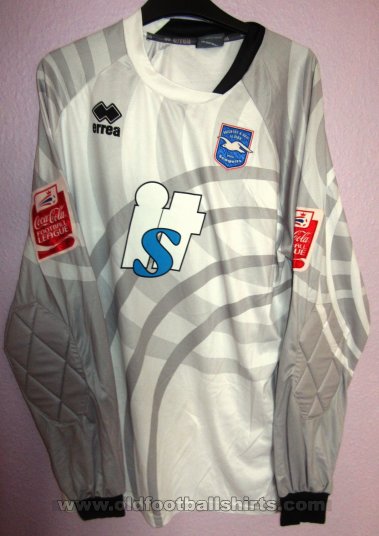 Brighton & Hove Albion Goalkeeper football shirt 2009 - 2010