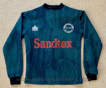 Brighton & Hove Albion Goalkeeper football shirt 1994 - 1997