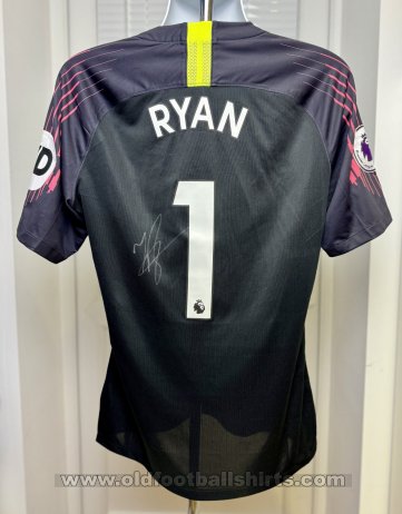 Brighton & Hove Albion Goalkeeper football shirt 2018 - 2020
