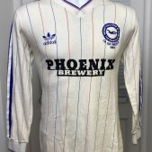 Brighton & Hove Albion חוץ חולצת כדורגל 1983 - 1984