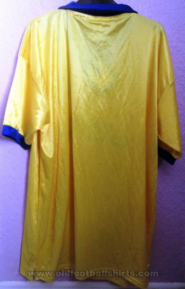 Brighton & Hove Albion Retro Replicas football shirt 1980 - 1983