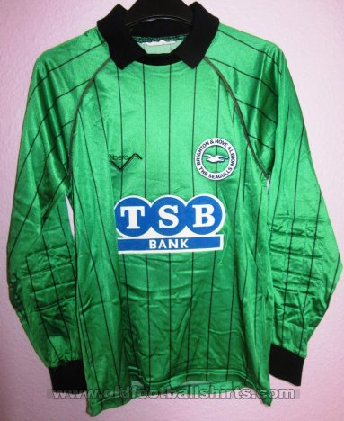 Brighton & Hove Albion Goalkeeper football shirt 1991 - 1993