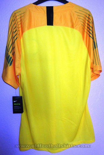 Brighton & Hove Albion Goalkeeper football shirt 2018 - 2020