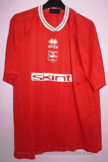 Brighton & Hove Albion Training/Leisure football shirt 1999 - ?