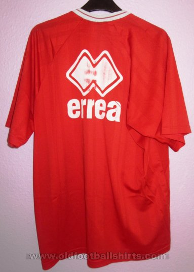 Brighton & Hove Albion Training/Leisure football shirt 1999 - ?