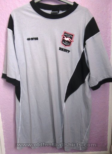 Brighton & Hove Albion Training/Leisure football shirt 2005