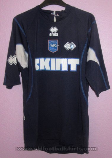 Brighton & Hove Albion Training/Leisure football shirt 2006 - ?