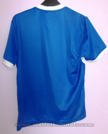 Brighton & Hove Albion Training/Leisure football shirt 2011 - 2012