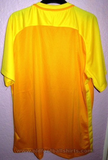 Brighton & Hove Albion Training/Leisure football shirt 2018 - 2019