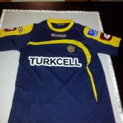 Third football shirt 2010 - 2011