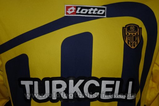 MKE Ankaragucu Home football shirt 2010