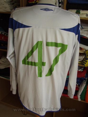 Øvrevoll Hosle IL Home football shirt (unknown year)