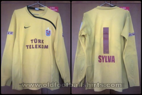Trabzonspor Goalkeeper football shirt 2009 - 2010