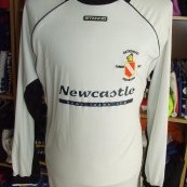 Home football shirt (unknown year)
