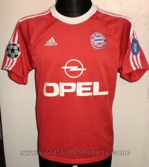 Bayern Munich Maillot de coupe Maillot de foot 2001 - 2002